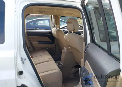 2014 Jeep Patriot Latitude z USA, uszkodzony, nr VIN 1C4NJRFB0ED761028